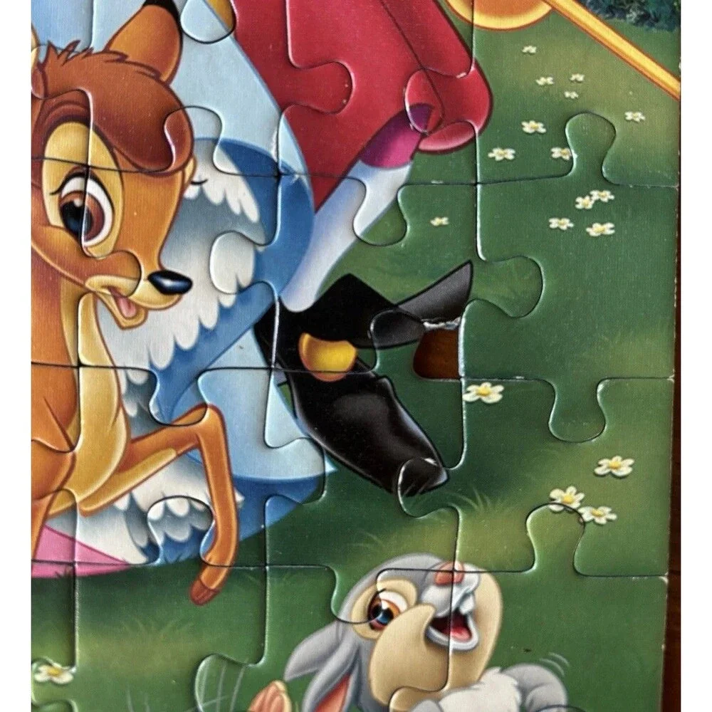 2 Disney Puzzles  200 Piece- VNTG  Snow White, Princess & Characters